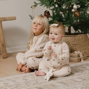 Rylee + Cru Ice Skate Print Relaxed Sweatsuit